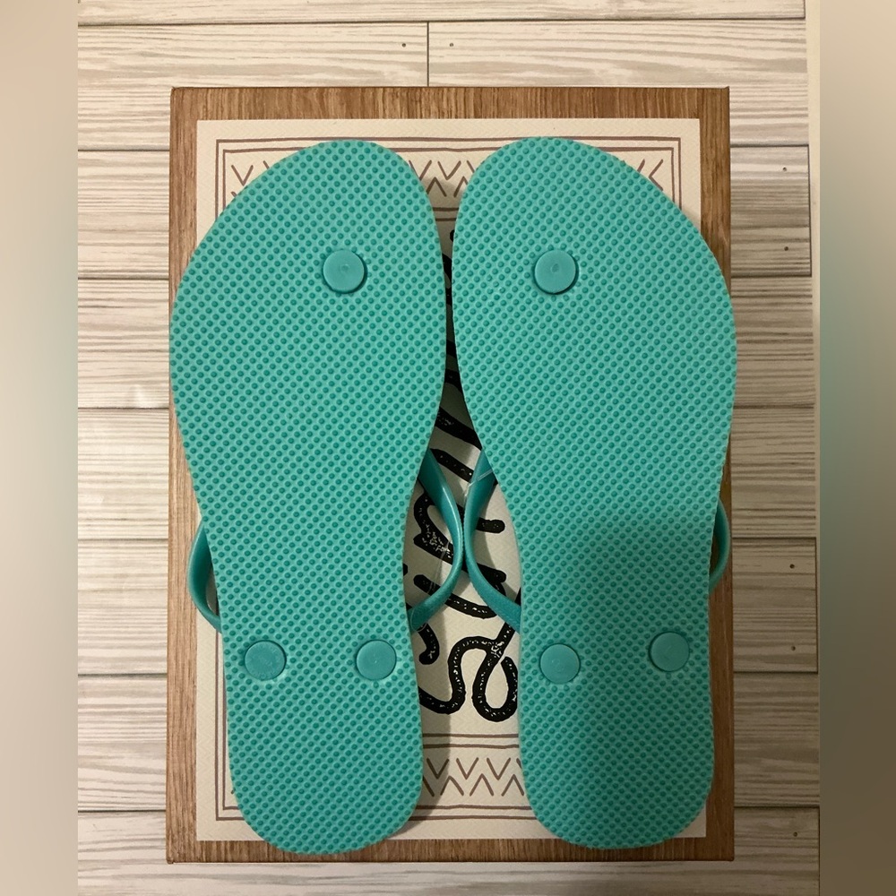 Teal Striped Tote Bag with Pouch & Flip Flops Bundle - Picture 5 of 6